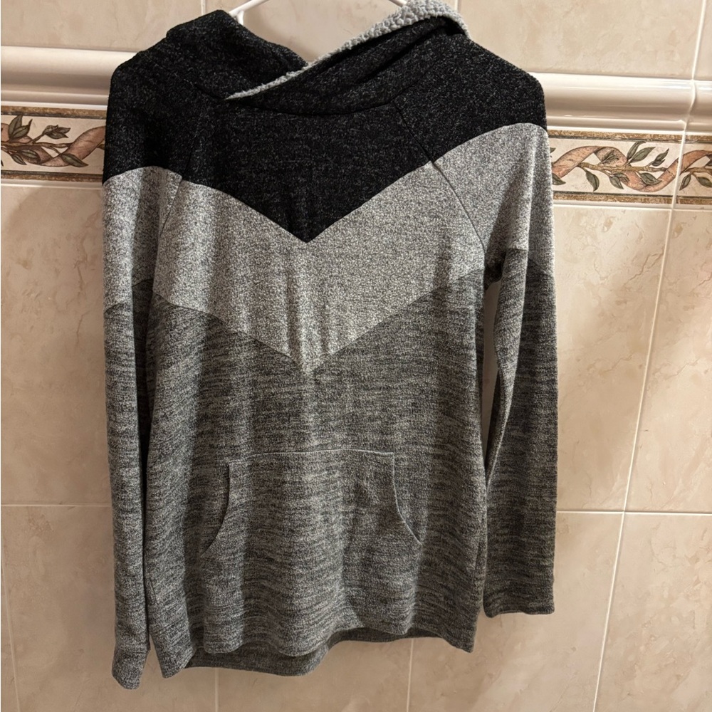 MAURICES sweater